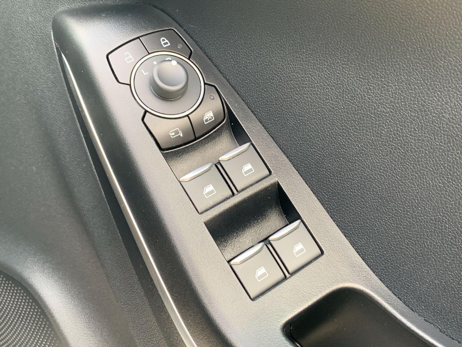 Used Ford Puma 2023 for sale - 76306360: Photo 27