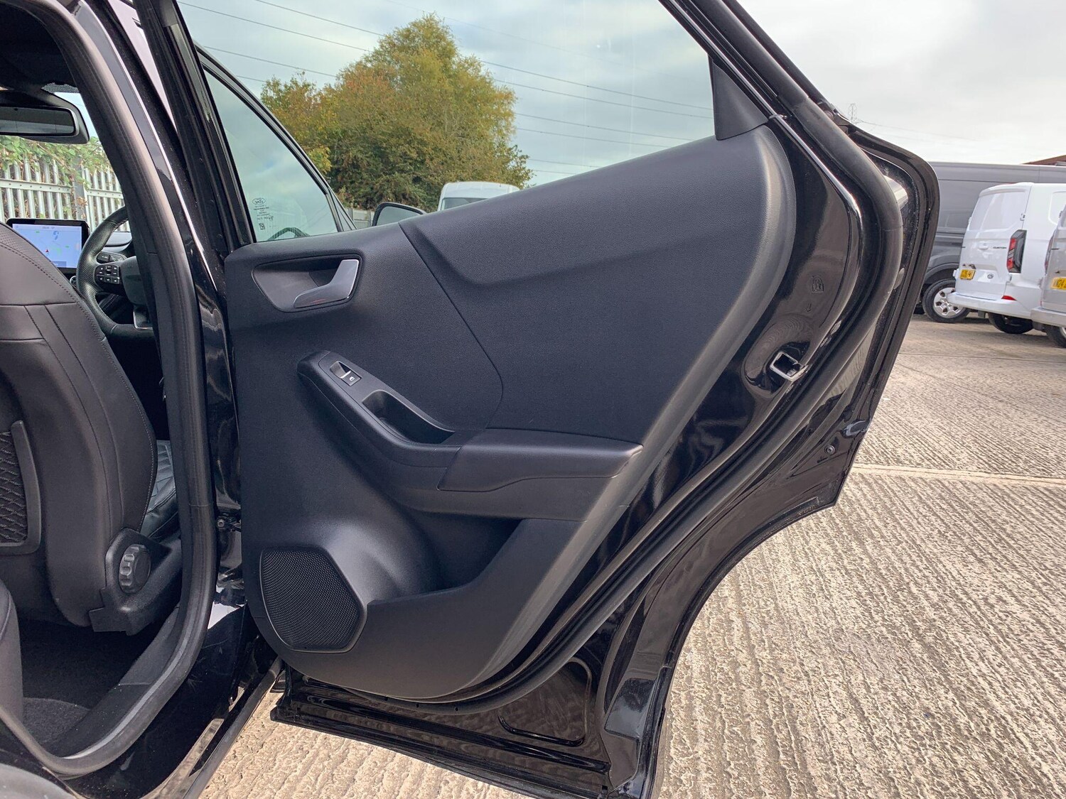 Used Ford Puma 2023 for sale - 76306360: Photo 31