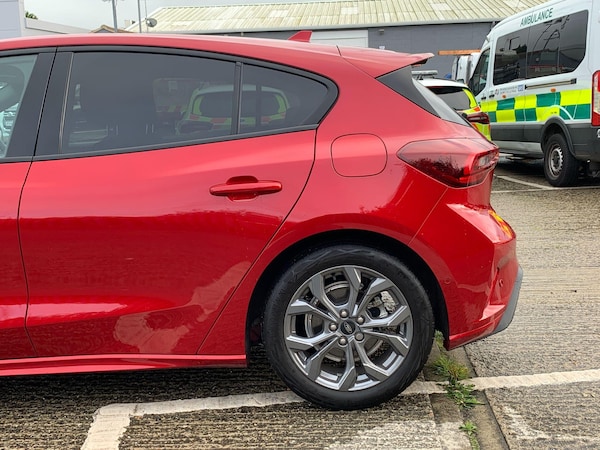 Used Ford Focus 2023 for sale - 76306530: Photo 10