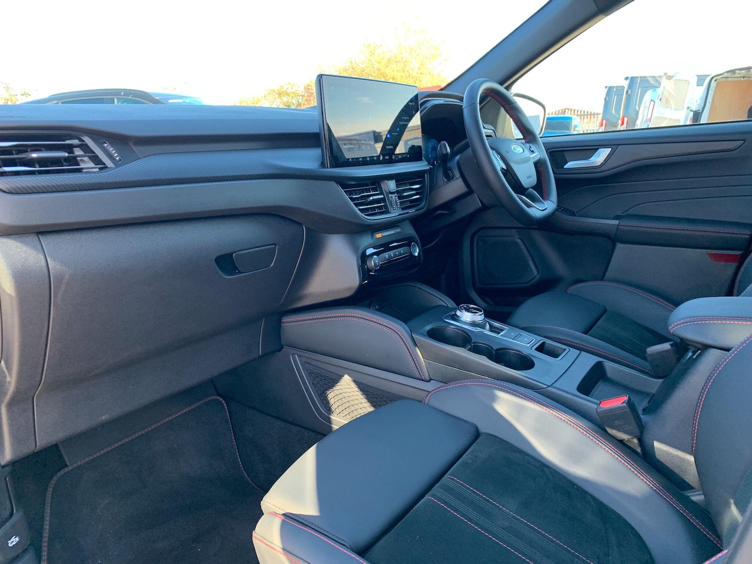 Used Ford Kuga 2025 for sale - 76658638: Photo 13