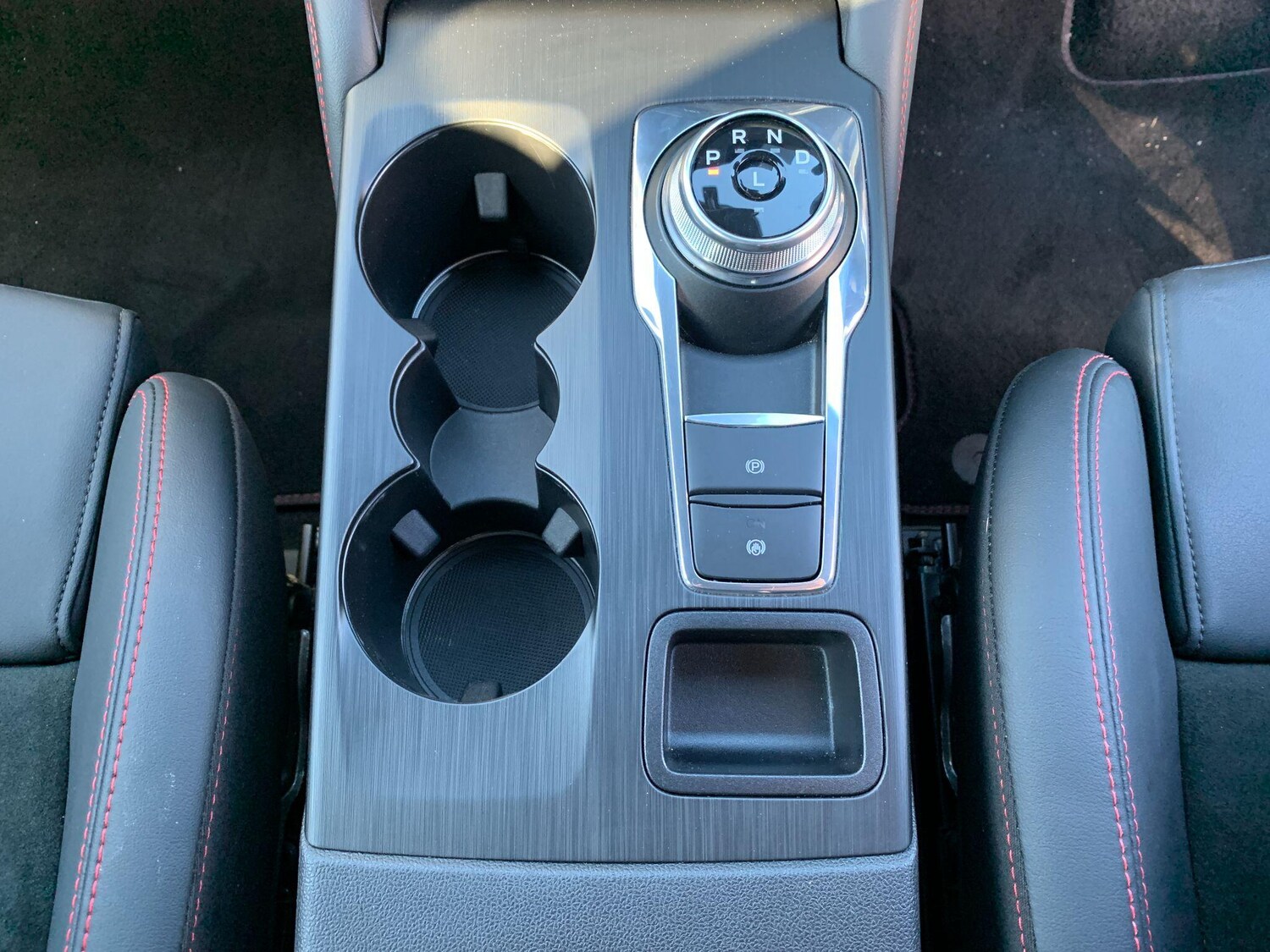 Used Ford Kuga 2025 for sale - 76658638: Photo 14