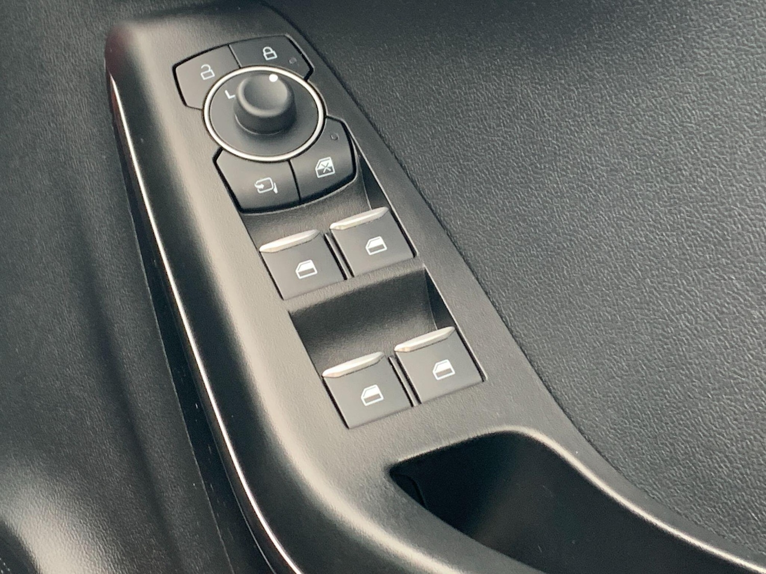 Used Ford Puma for sale - 76995427: Photo 28