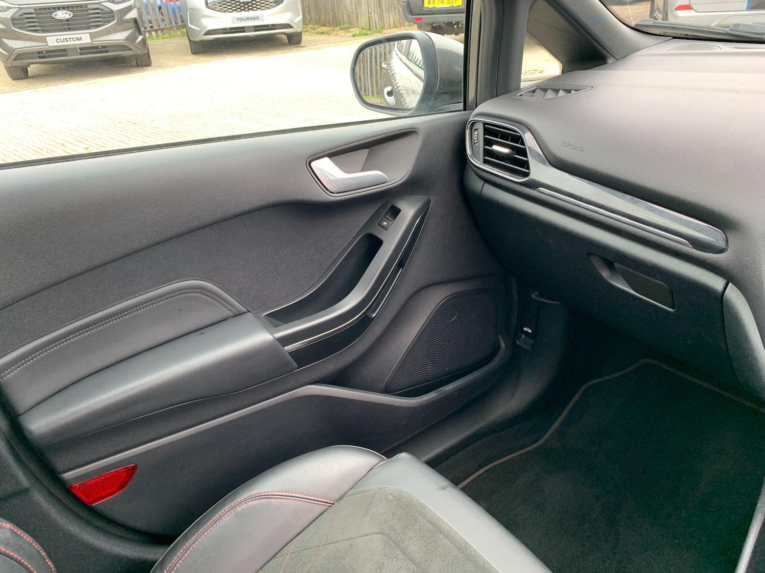 Used Ford Fiesta for sale - 77824950: Photo 29