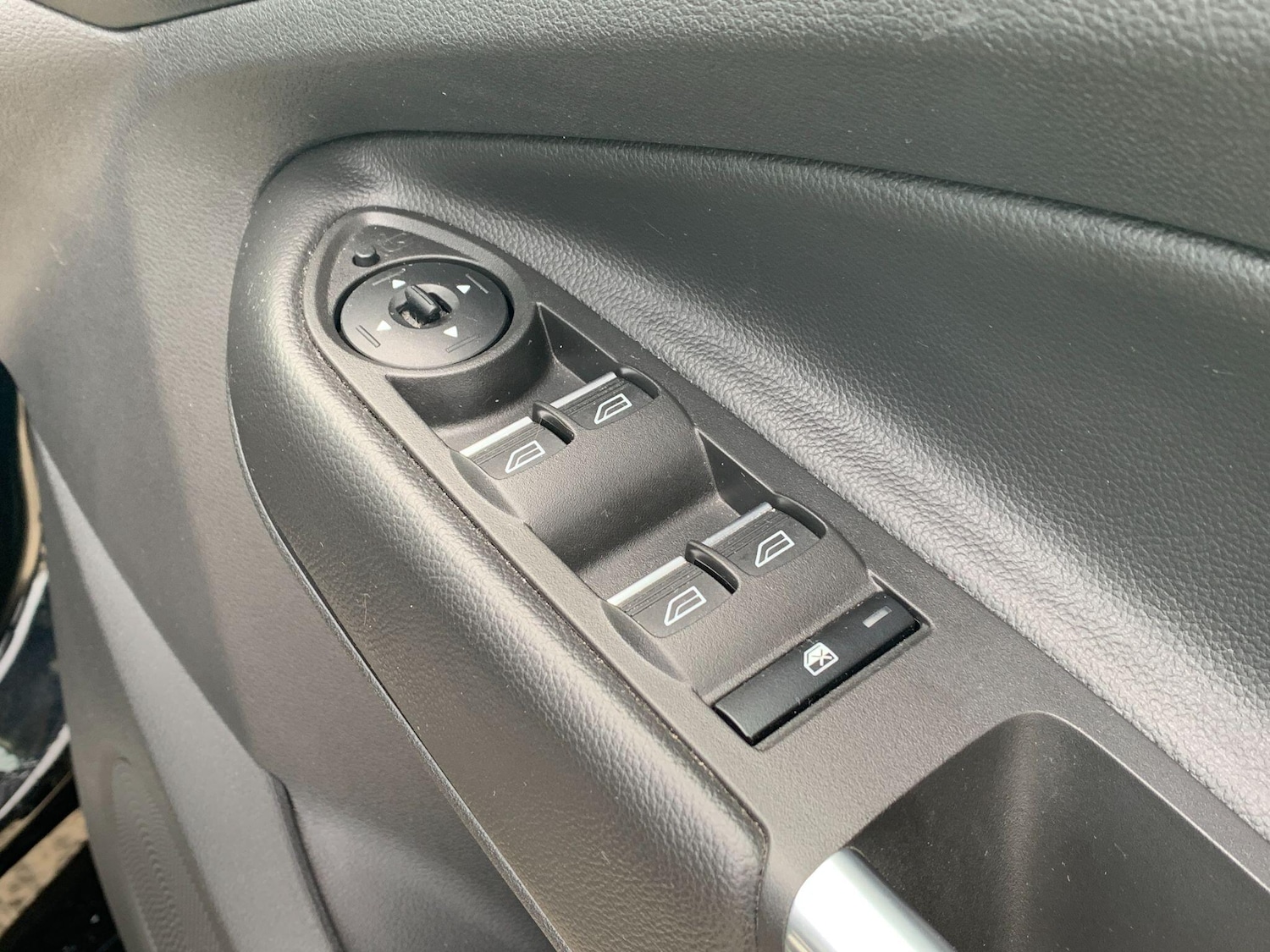 Used Ford Kuga 2016 for sale - 77625651: Photo 26