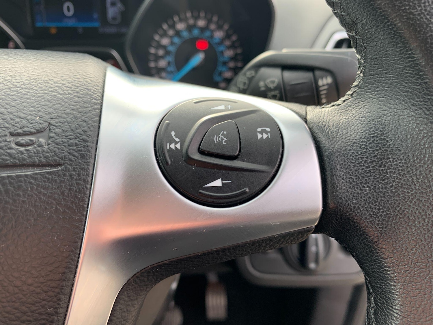 Used Ford Kuga 2016 for sale - 77625651: Photo 28