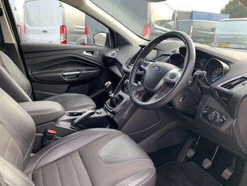 Used Ford Kuga 2016 for sale - 77625651: Photo