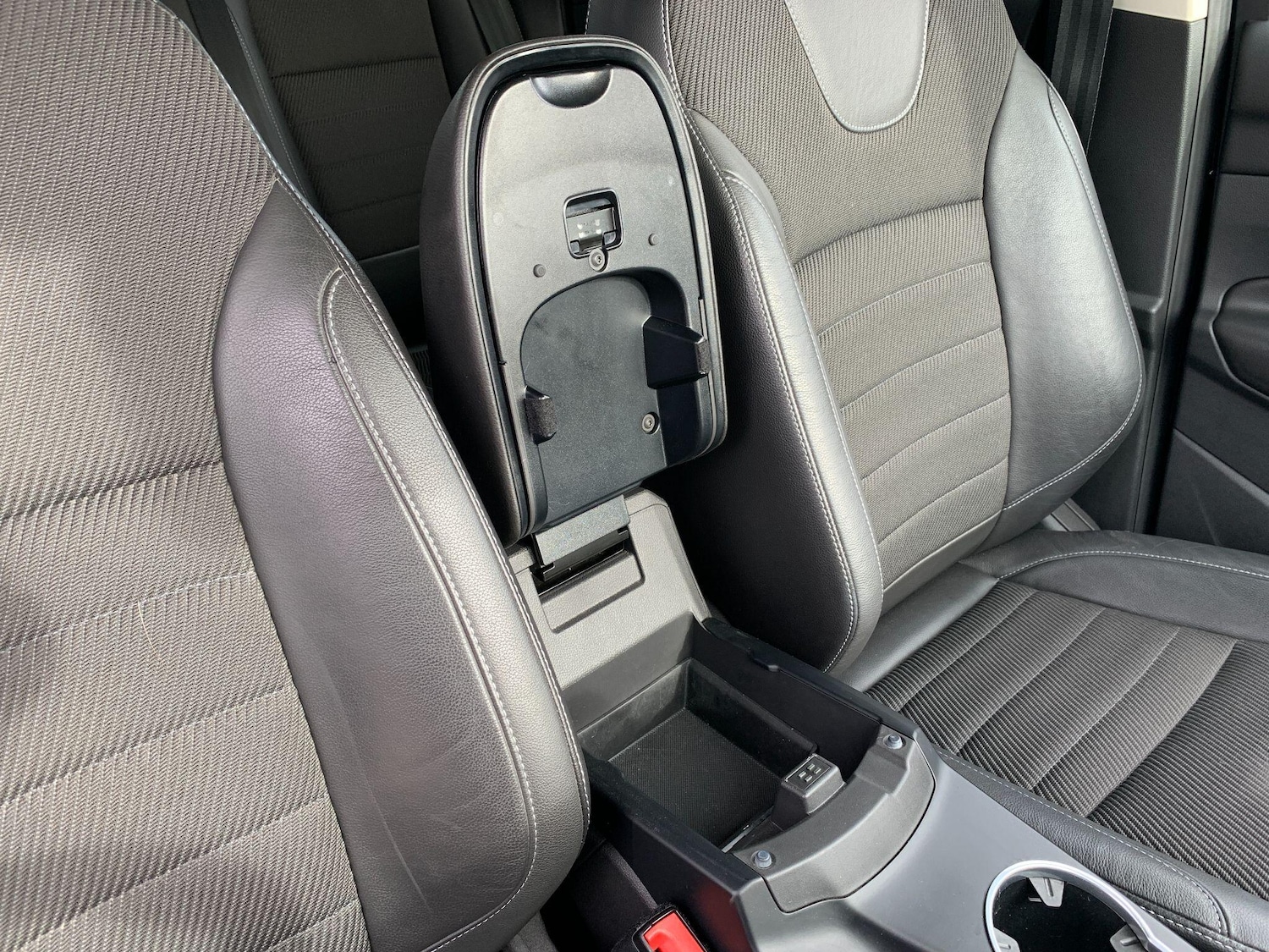 Used Ford Kuga 2016 for sale - 77625651: Photo 57