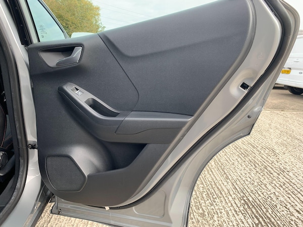 Used Ford Puma 2023 for sale - 76318017: Photo 32