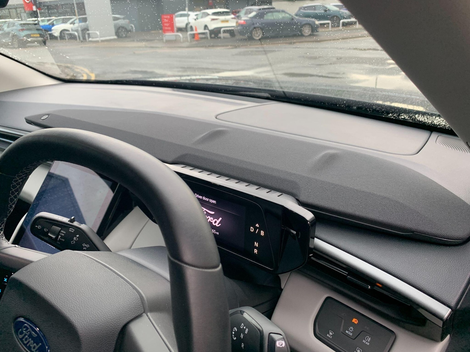 Used Ford Explorer 2025 for sale - 76898812: Photo 13