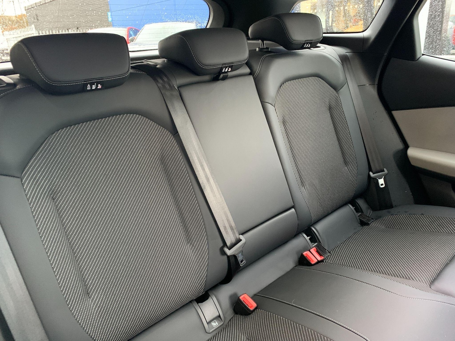 Used Ford Explorer 2025 for sale - 76898812: Photo 18