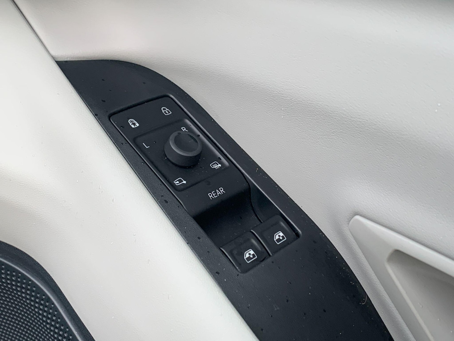 Used Ford Explorer 2025 for sale - 76898812: Photo 21