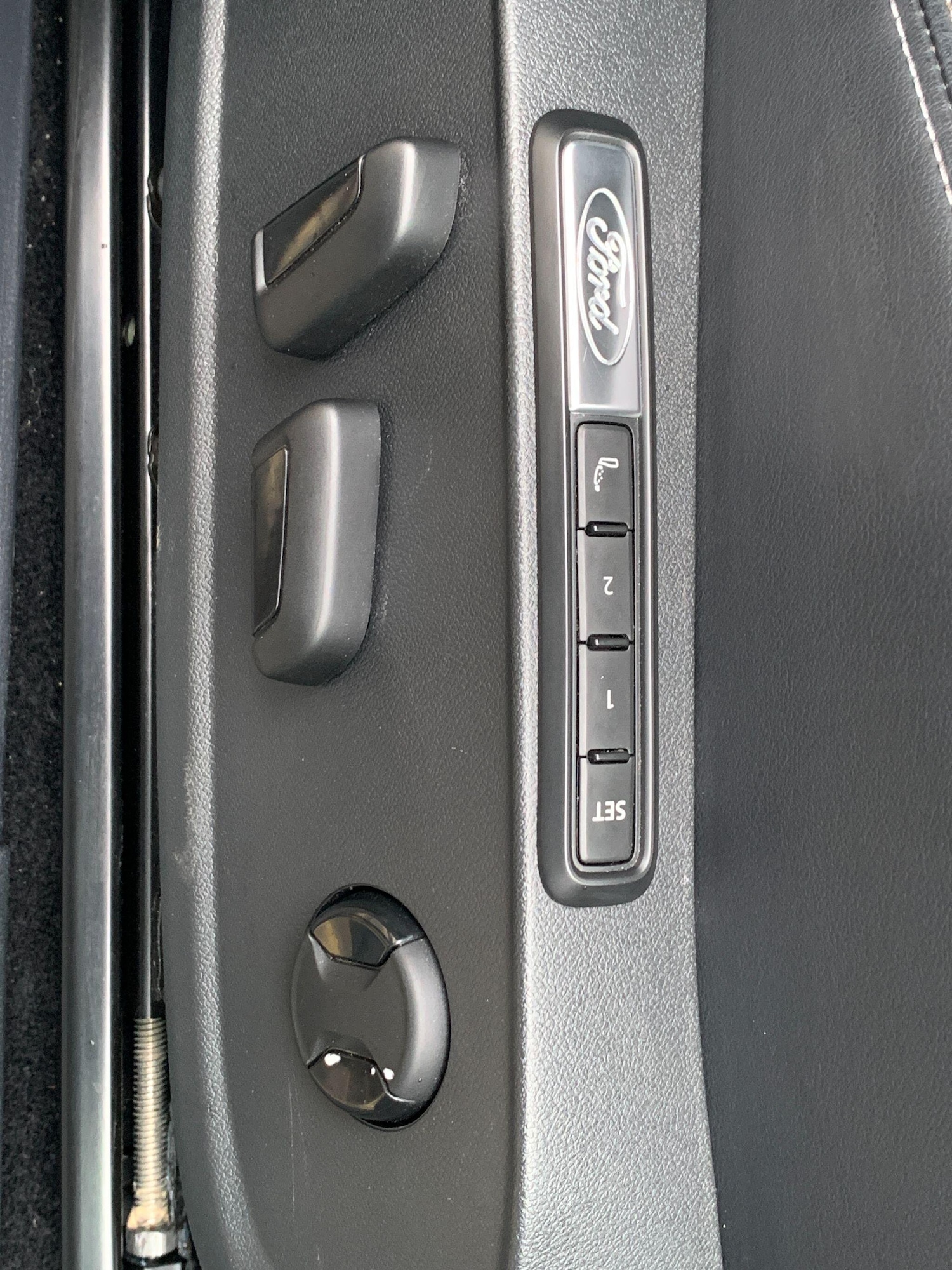 Used Ford Explorer 2025 for sale - 76898812: Photo 22