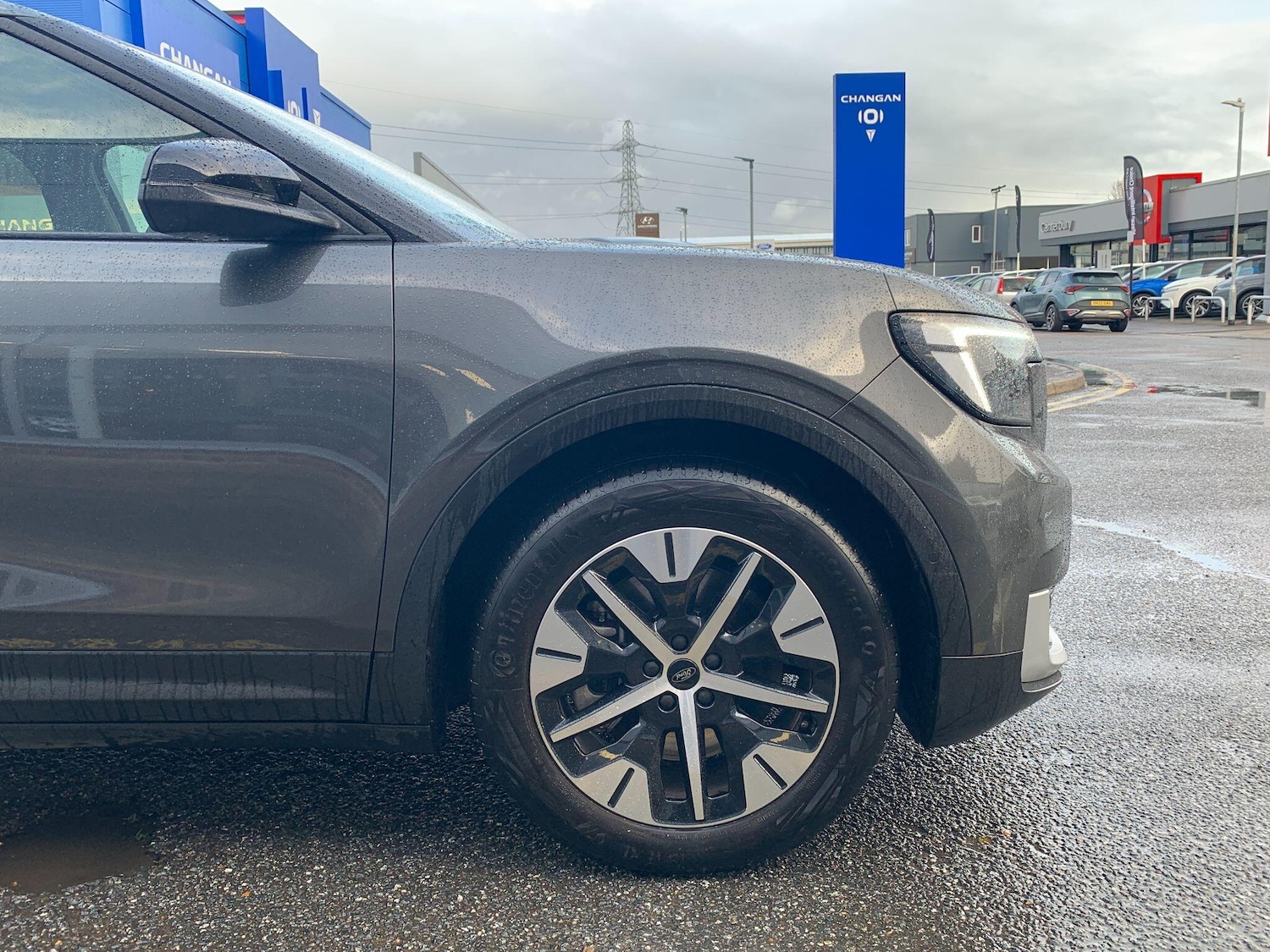 Used Ford Explorer 2025 for sale - 76898812: Photo 30