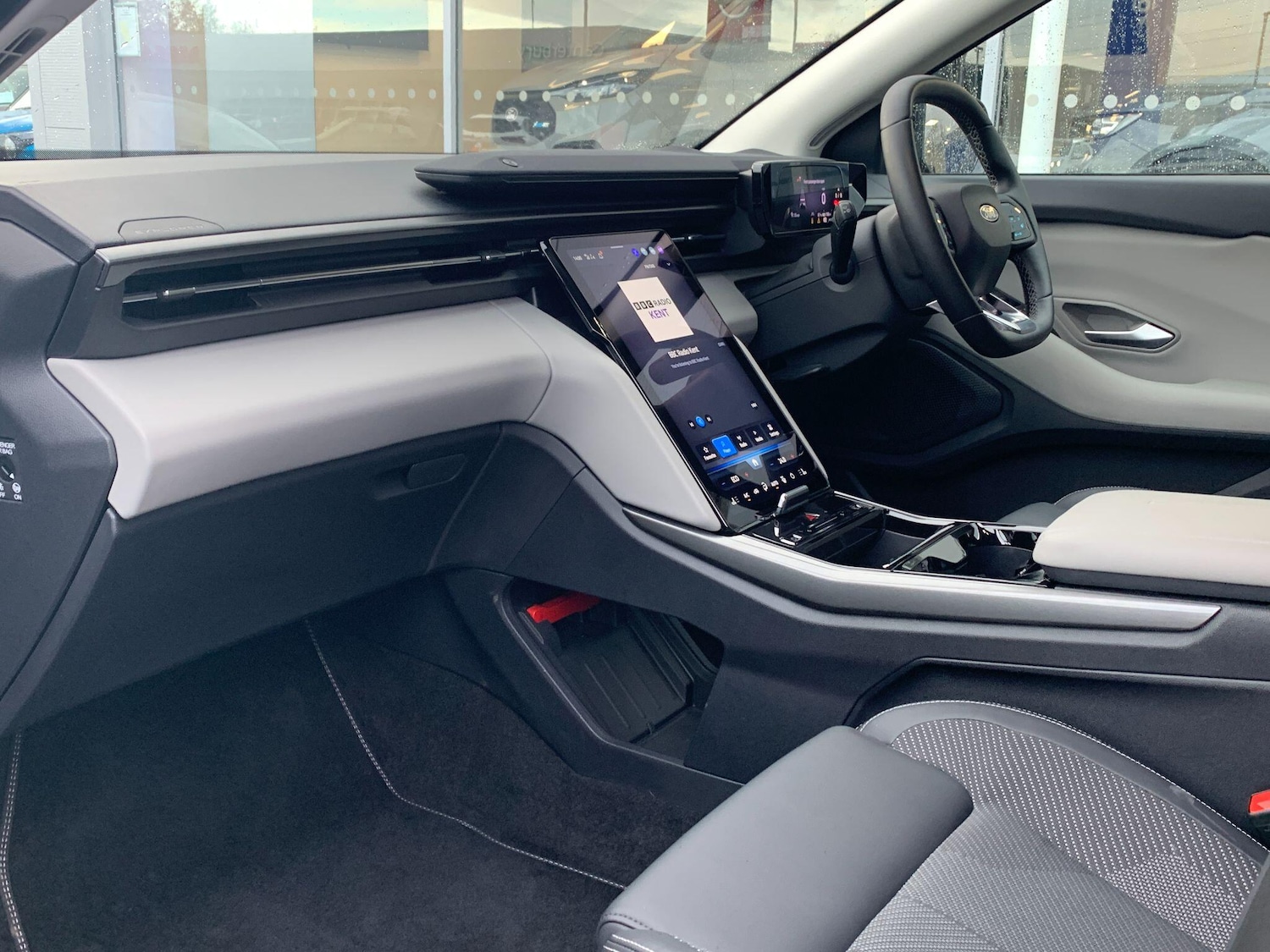 Used Ford Explorer 2025 for sale - 76898812: Photo 57