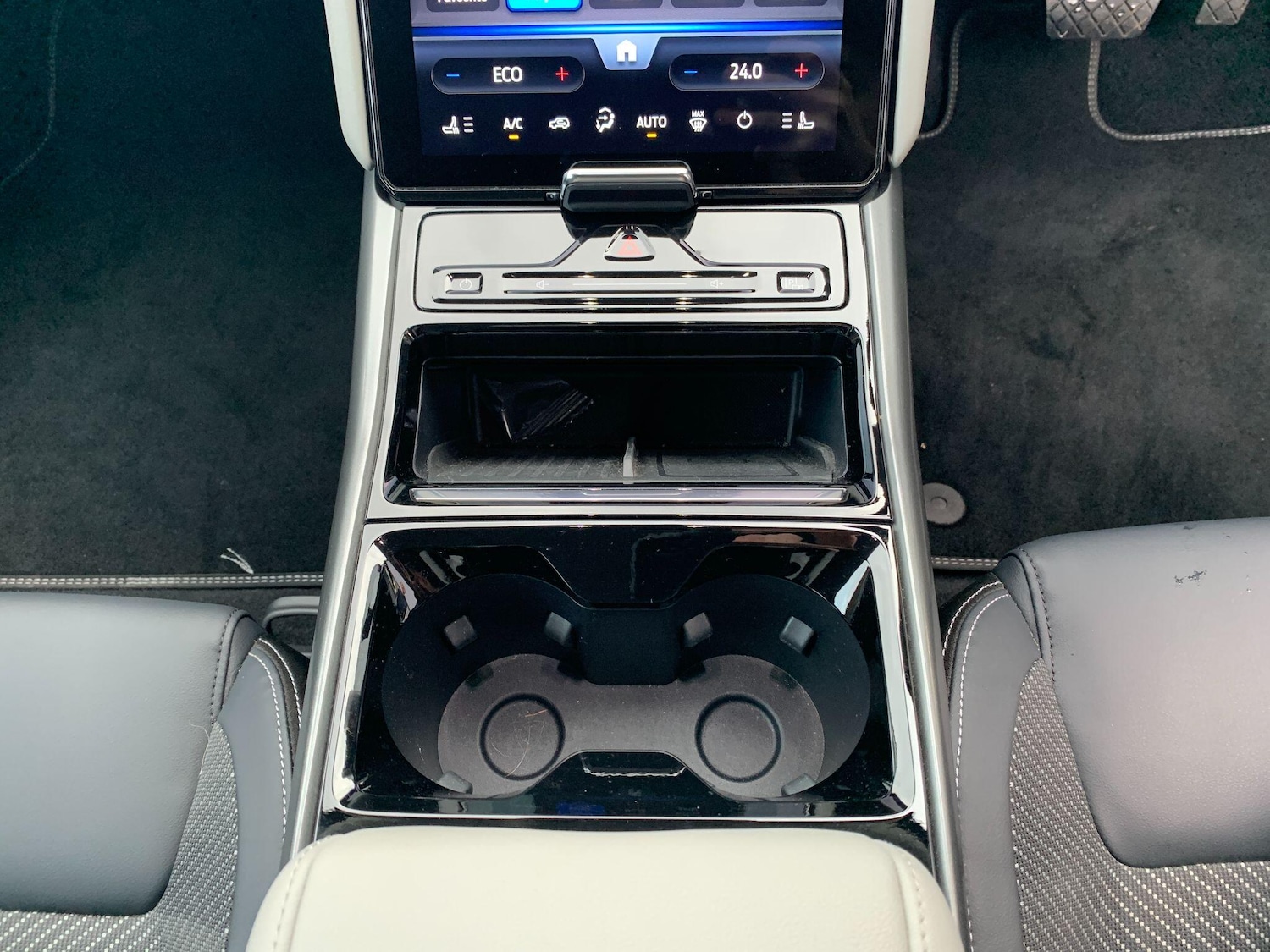 Used Ford Explorer 2025 for sale - 76898812: Photo 58