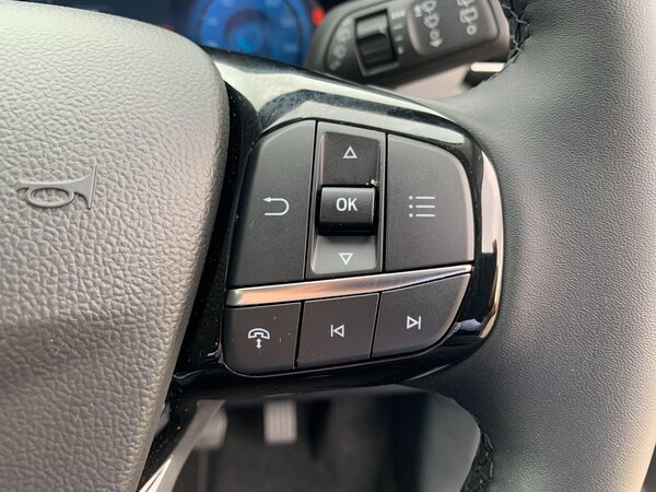 Used Ford Kuga 2025 for sale - 75645914: Photo 59