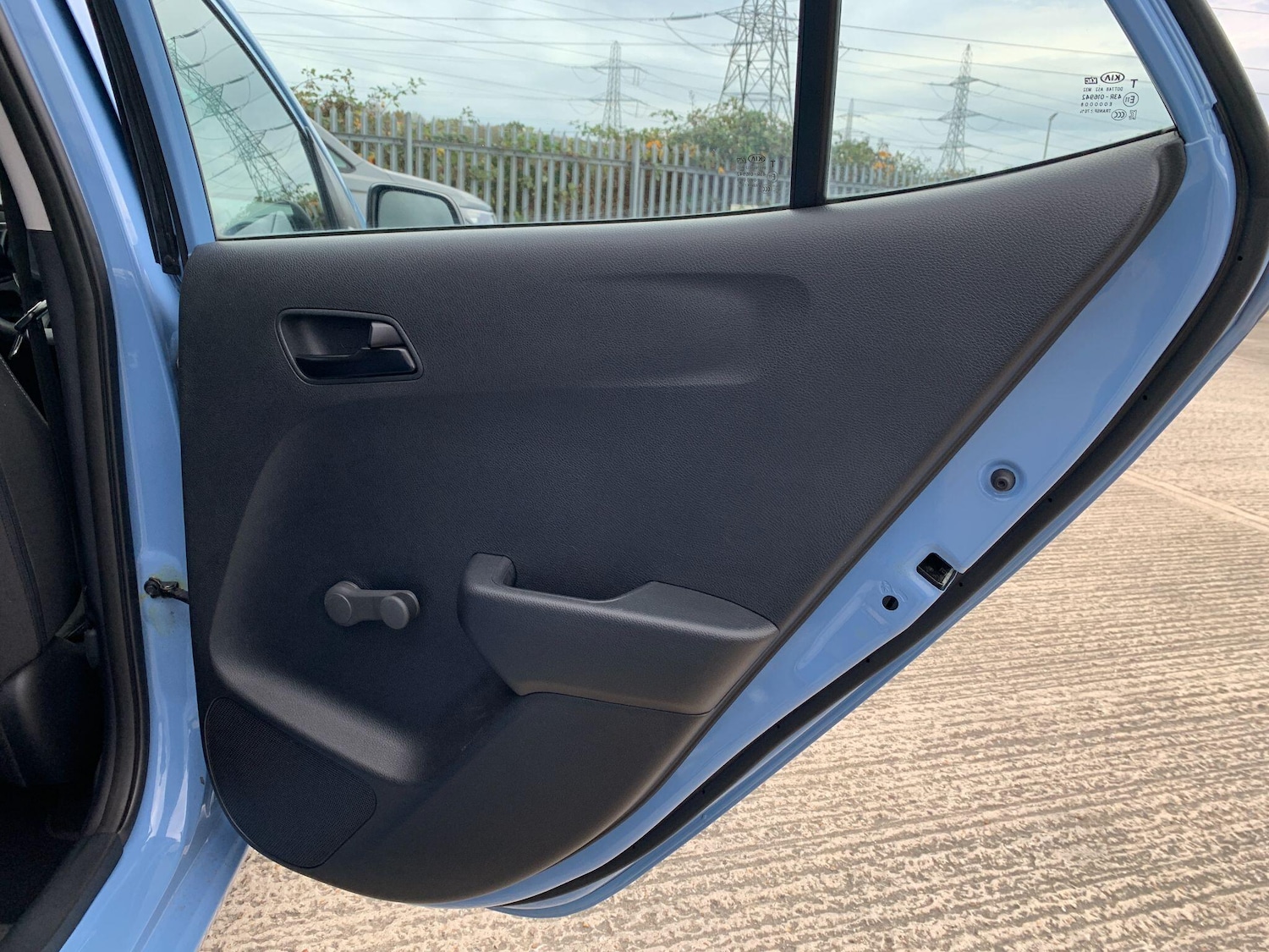 Used Kia Picanto 2018 for sale - 76994987: Photo 30