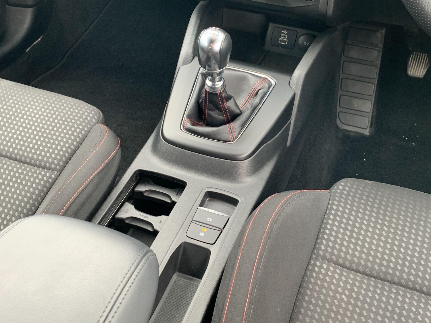 Used Ford Focus for sale - 77882197: Photo 40