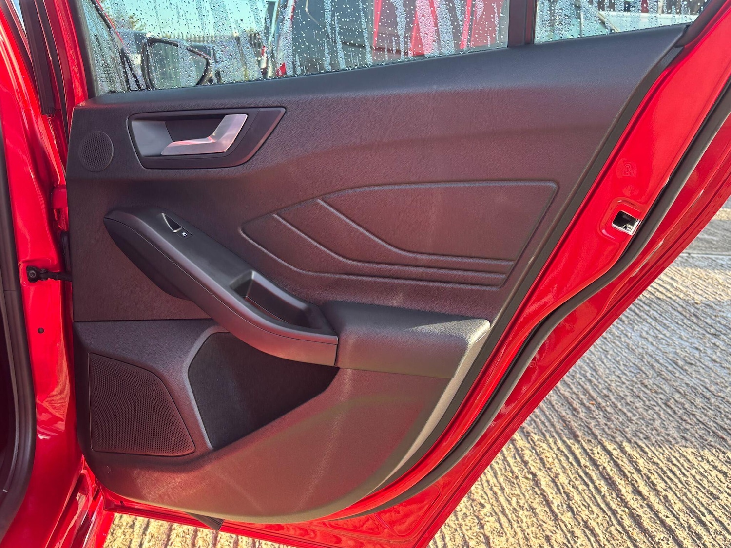 Used Ford Focus for sale - 76440366: Photo 28