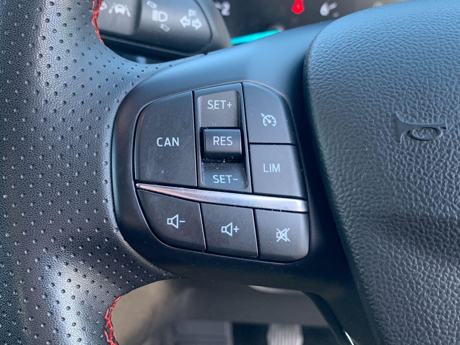 Used Ford Focus for sale - 77599010: Photo 26