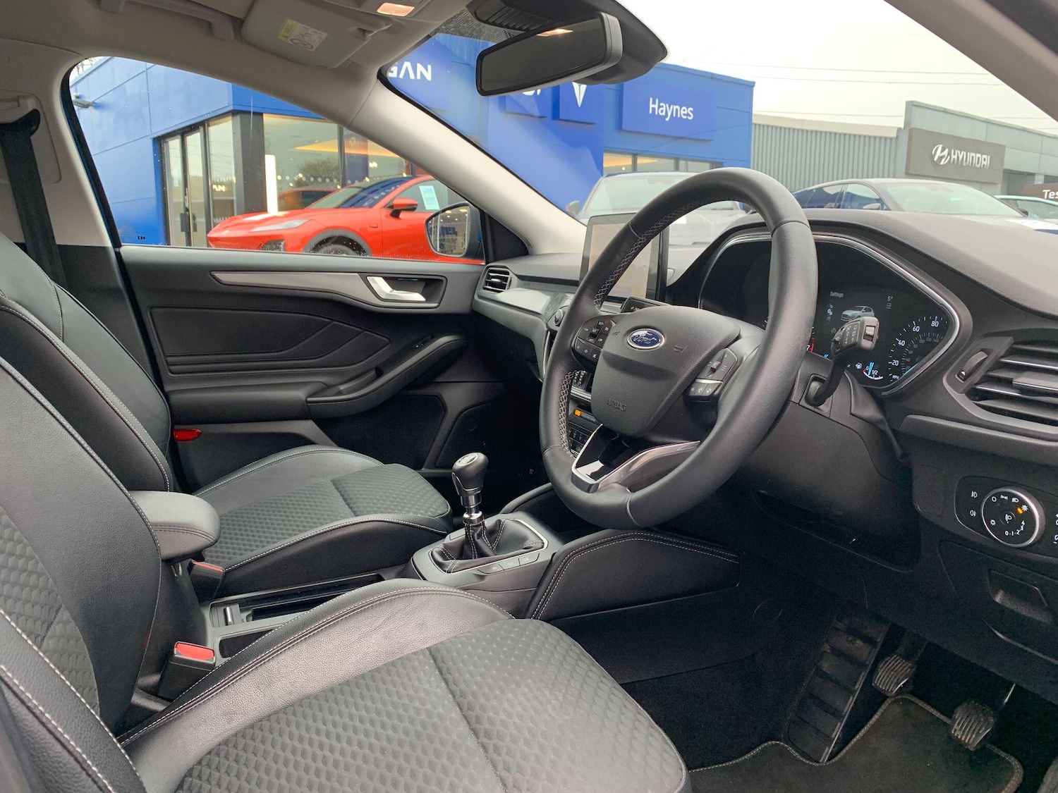 Used Ford Focus 2019 for sale - 77352026: Photo 2