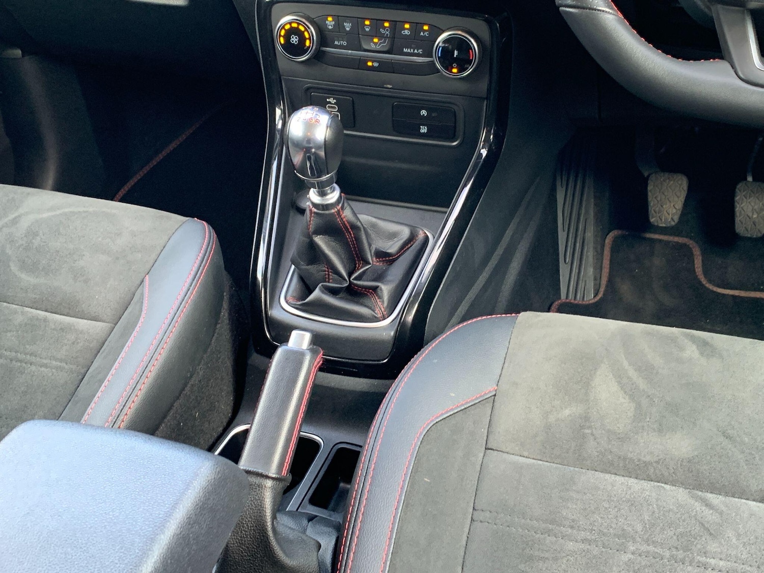 Used Ford Ecosport 2023 for sale - 78100188: Photo 16