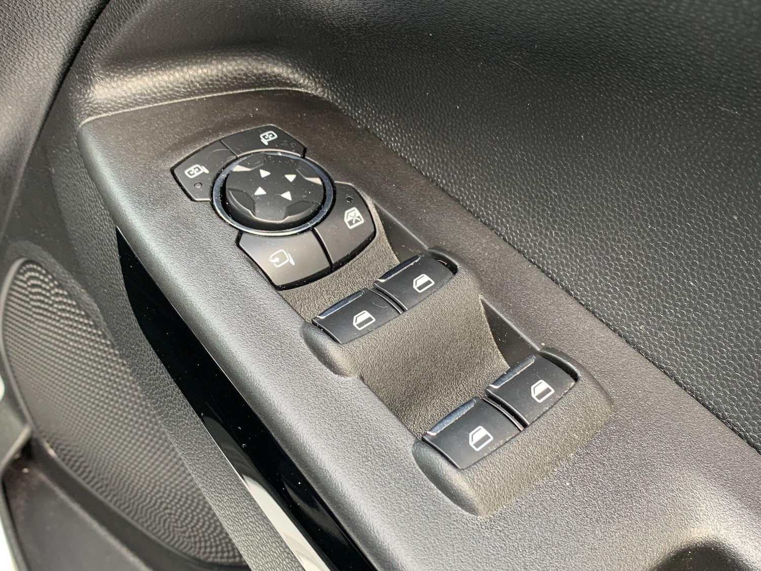 Used Ford Ecosport 2023 for sale - 78100188: Photo 26