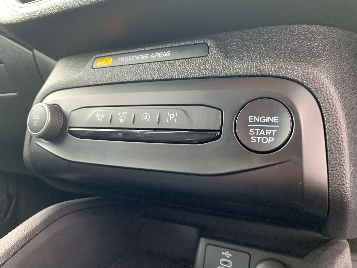 Used Ford Focus for sale - 77683446: Photo 28