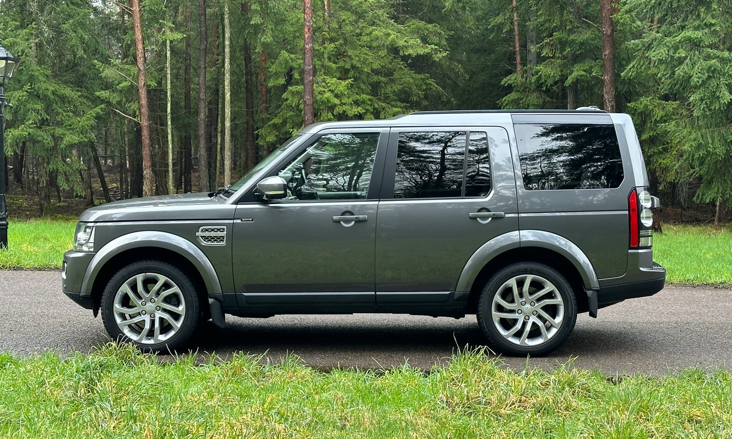 Used Land Rover Discovery 2015 for sale - 77474561: Photo 2