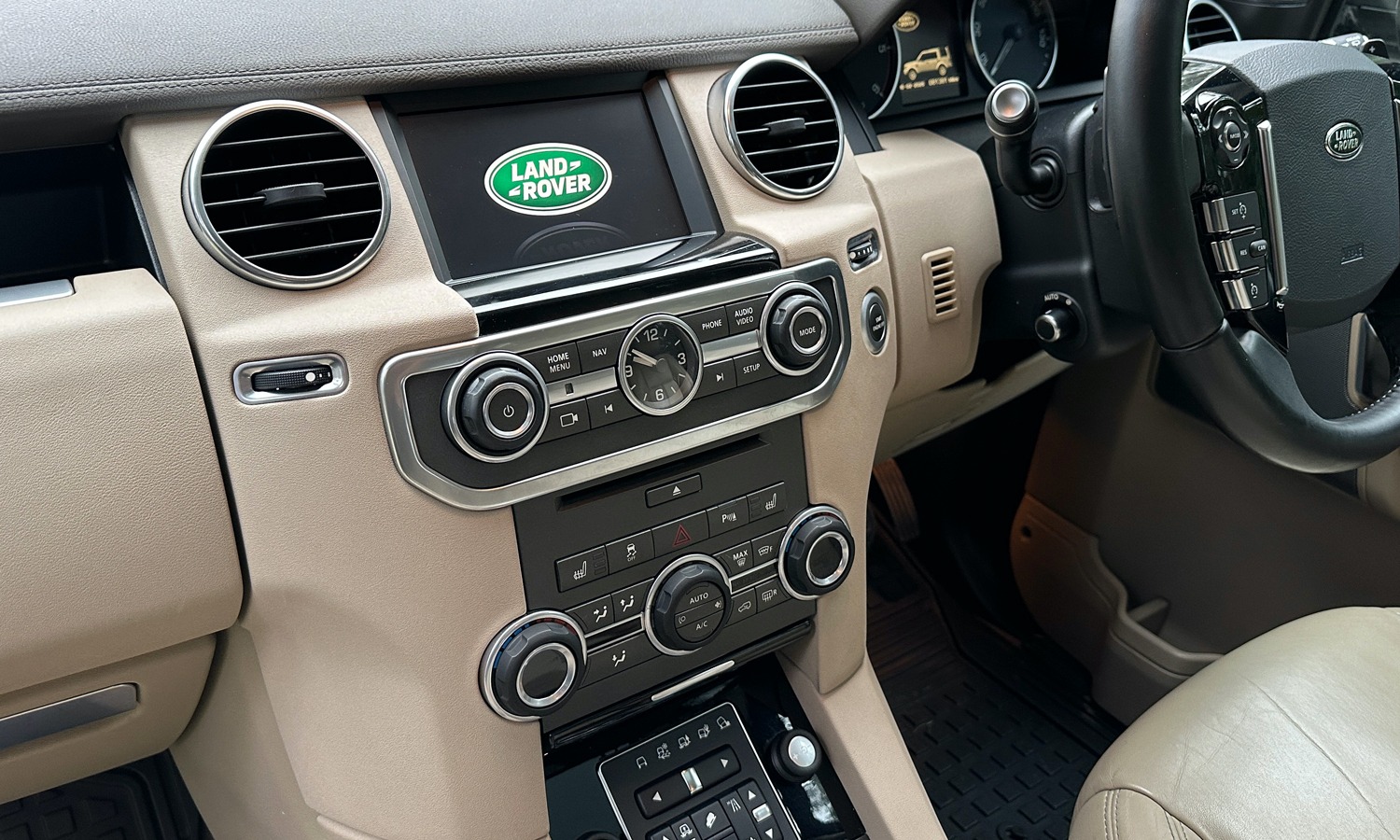 Used Land Rover Discovery 2015 for sale - 77474561: Photo 30