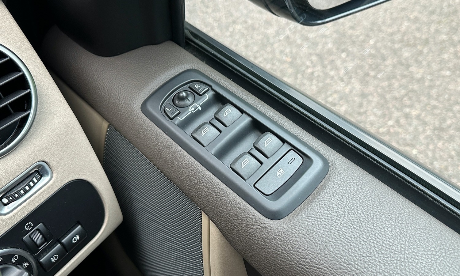 Used Land Rover Discovery 2015 for sale - 77474561: Photo 35