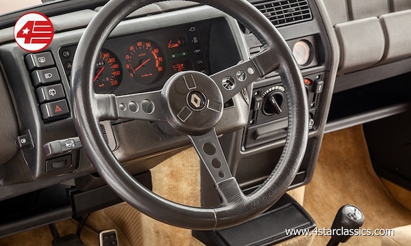 Used Renault 5 2024 for sale - 75683099: Photo 11