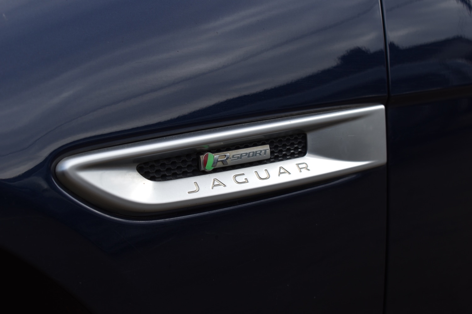 Used Jaguar XE 2016 for sale - 77818047: Photo 20