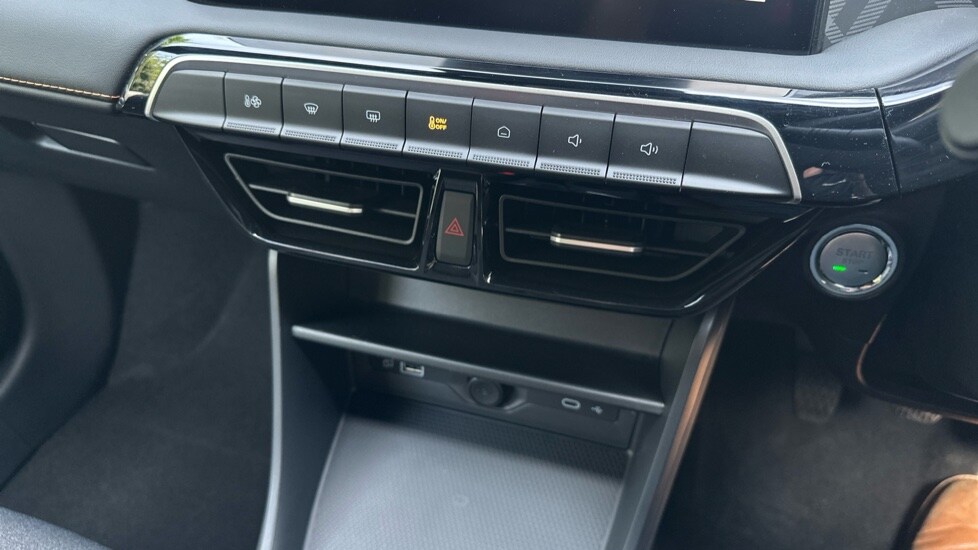 Vehicle 33