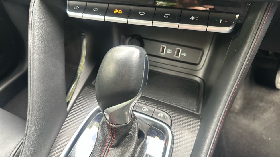 Vehicle 33