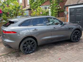 Used Jaguar F-Pace 2016 for sale - 74717901: Photo