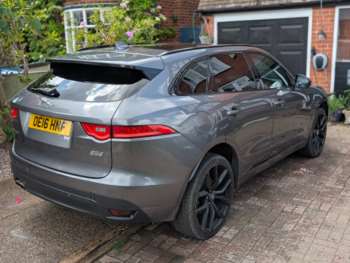 Used Jaguar F-Pace 2016 for sale - 74717901: Photo