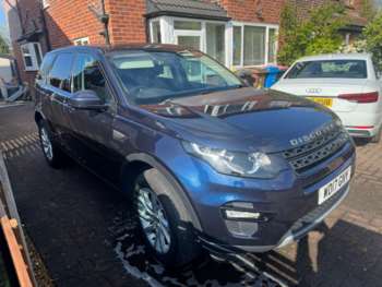 2017 (17) - 2.0 TD4 180 SE 5dr Auto
