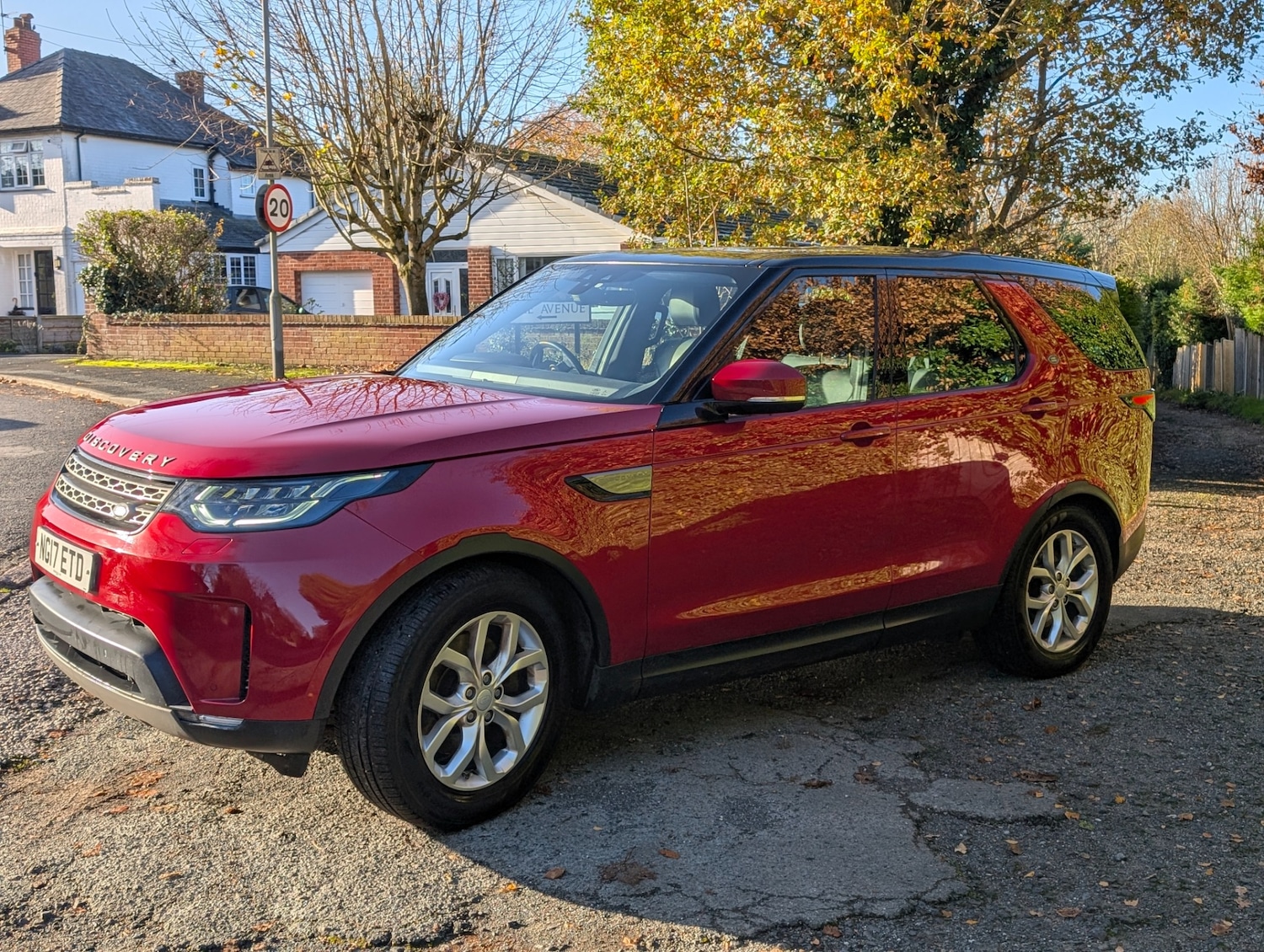 Used Land Rover Discovery 2017 for sale - 76603893: Photo 11