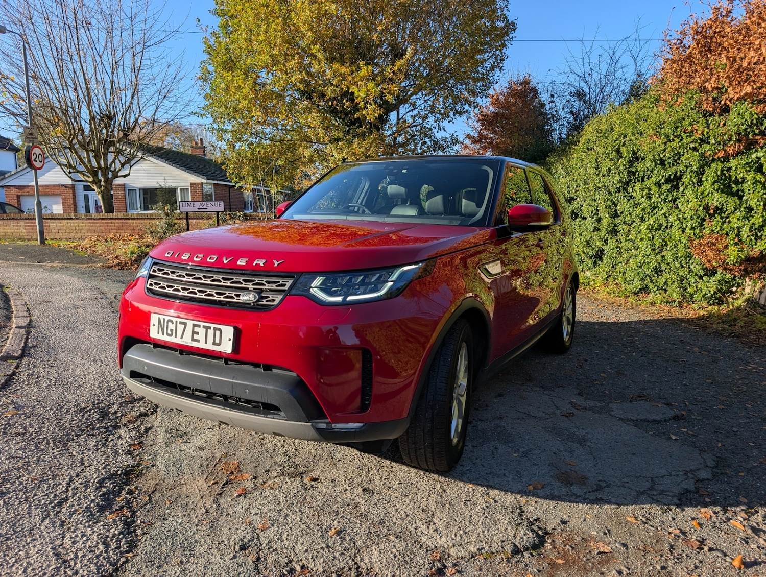 Used Land Rover Discovery 2017 for sale - 76603893: Photo 2