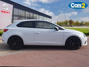 Used SEAT Leon 2018 for sale - 76124279: Photo 2