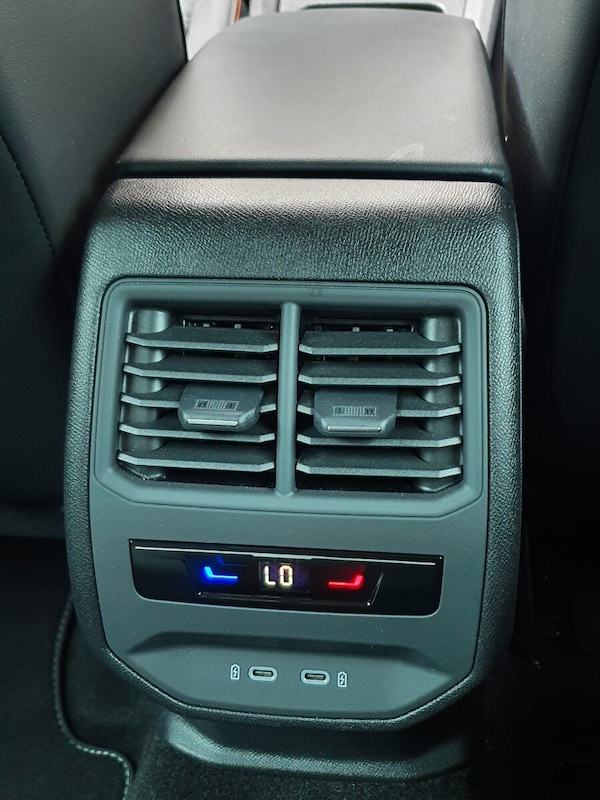 Used SEAT Leon 2024 for sale - 75483317: Photo 13