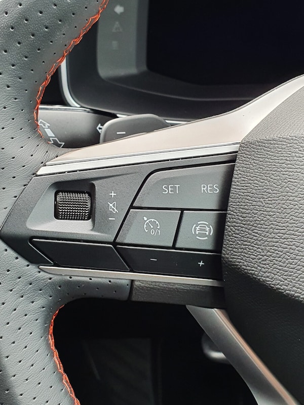 Used SEAT Leon 2024 for sale - 75483317: Photo 27