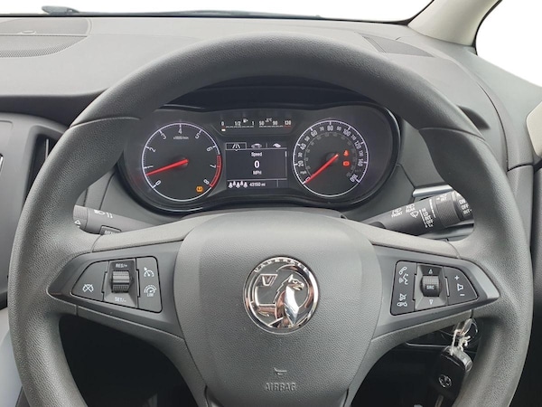 Used Vauxhall Zafira Tourer 2017 for sale - 76289921: Photo 12