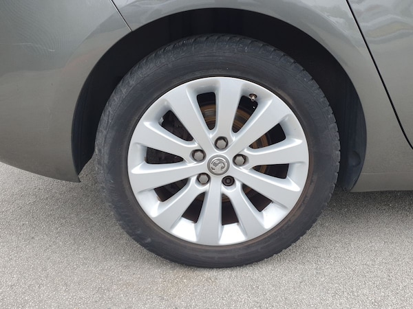 Used Vauxhall Zafira Tourer 2017 for sale - 76289921: Photo 25