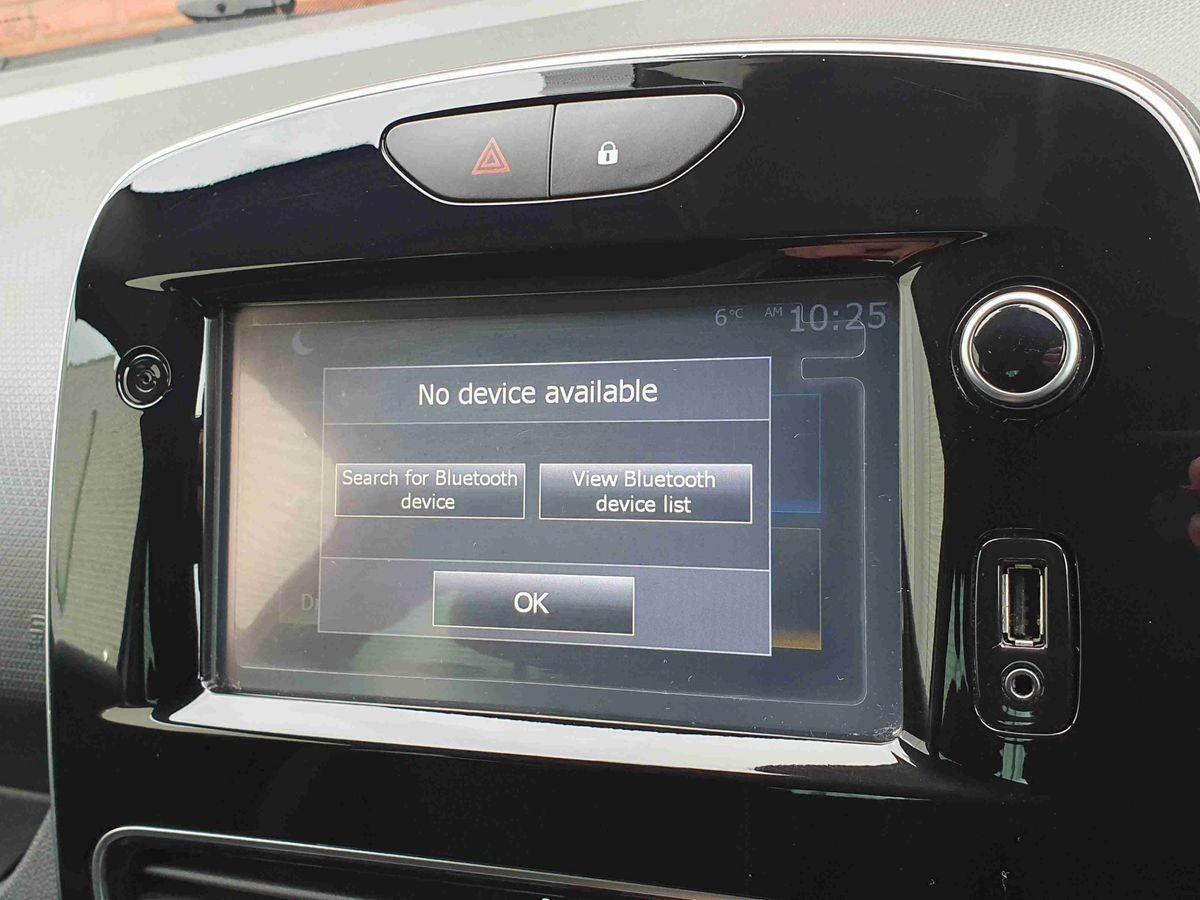 Used Renault Clio 2018 for sale - 76966602: Photo 21