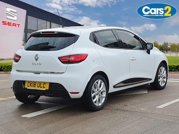 Used Renault Clio 2018 for sale - 76966602: Photo