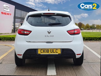 Used Renault Clio 2018 for sale - 76966602: Photo