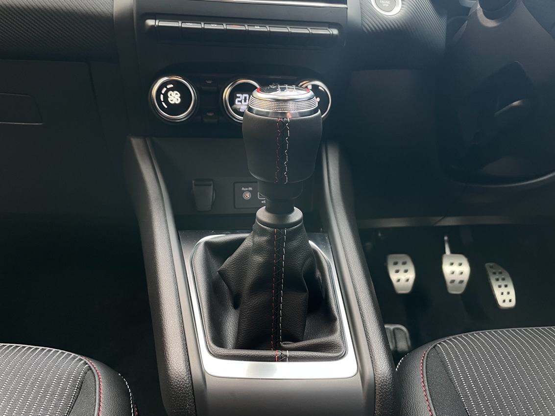 Used Renault Captur for sale - 77145315: Photo 14