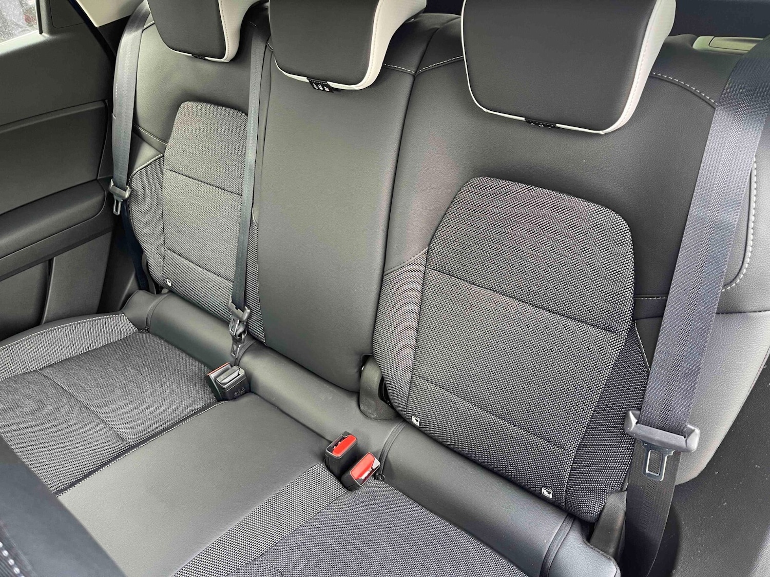 Used Renault Captur for sale - 77145315: Photo 29